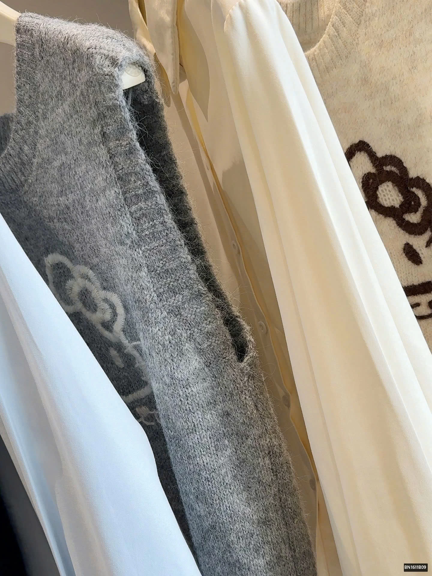 SÉT ÁO SƠ MI MIX GILE LEN KITTY ANNA