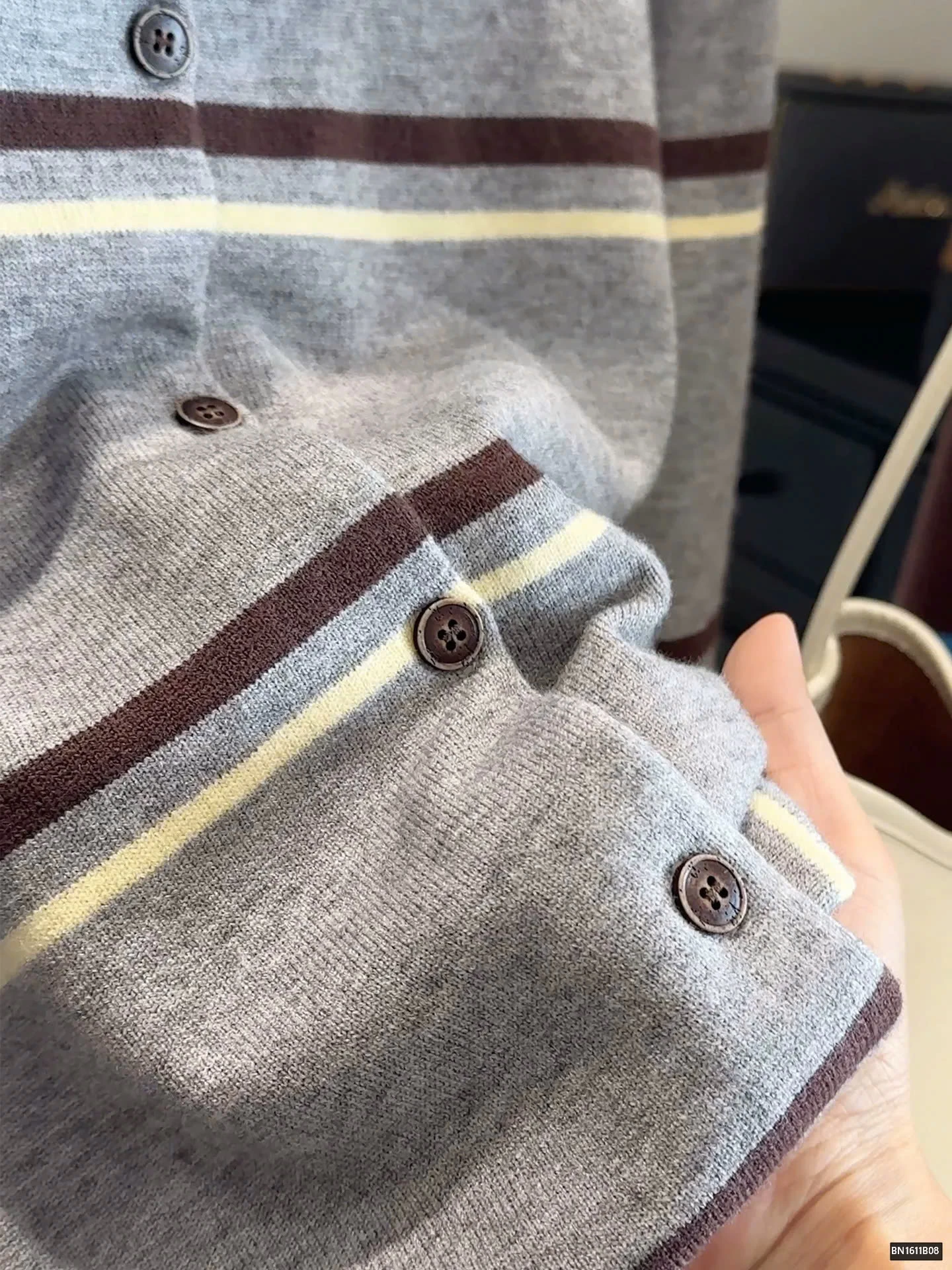 ÁO LEN KẺ CỔ POLO ANNA