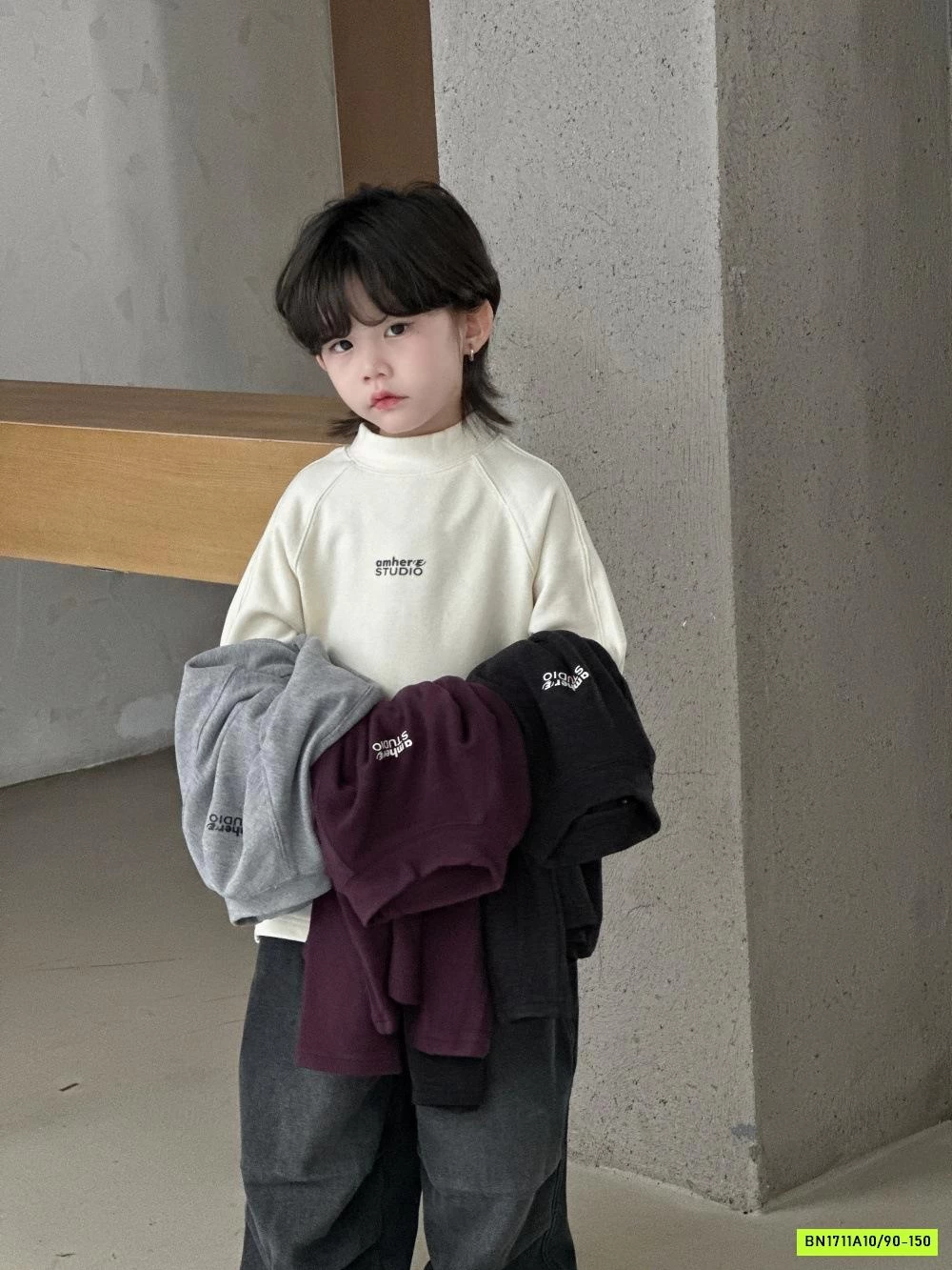 ÁO NỈ GIỮ NHIỆT IN CHỮ NHỎ