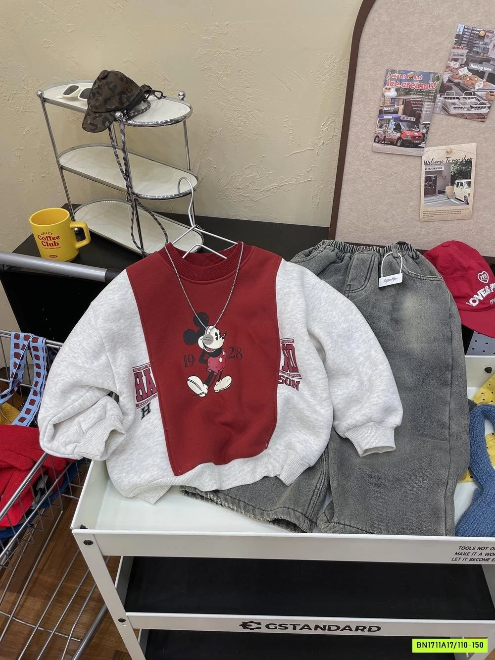 ÁO NỈ MICKEY PHỐI ĐỎ