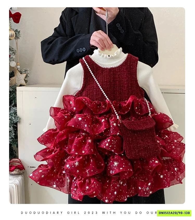 SÉT ĐẦM DẠ ĐỎ CHÂN VOAN BỒNG BLUETOWN