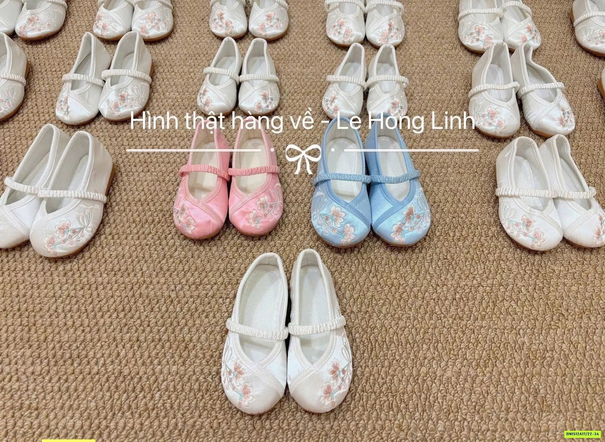 GIÀY CỔ TRANG THÊU HOA