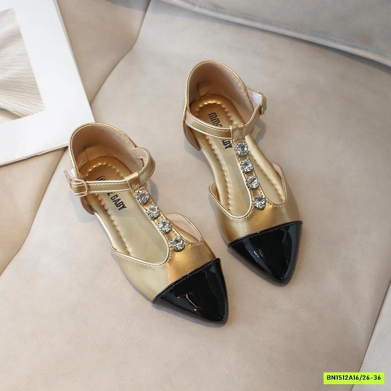 SANDAL MŨI NHỌN ĐÍNH ĐÁ