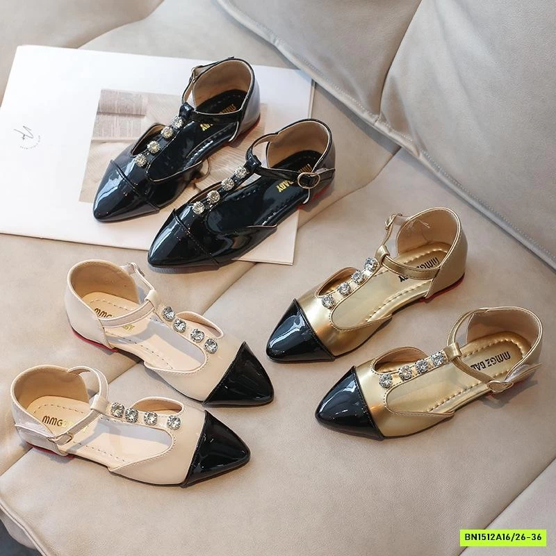 SANDAL MŨI NHỌN ĐÍNH ĐÁ