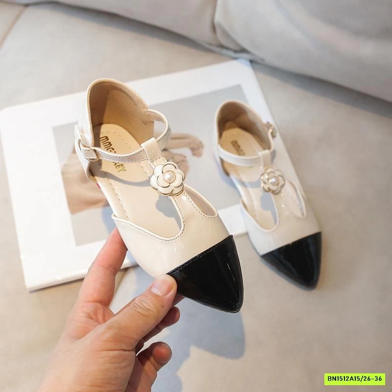 SANDAL MŨI NHỌN HOA TRÀ