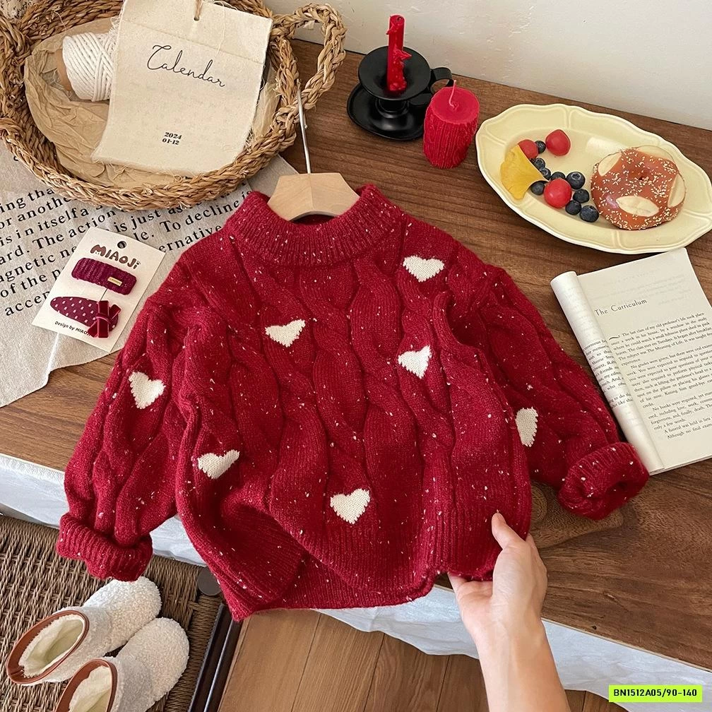 ÁO LEN VẶN THỪNG TRÁI TIM BLING