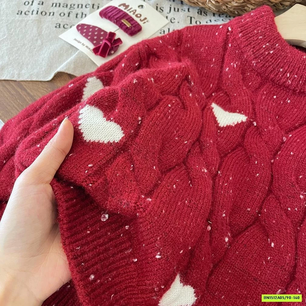 ÁO LEN VẶN THỪNG TRÁI TIM BLING