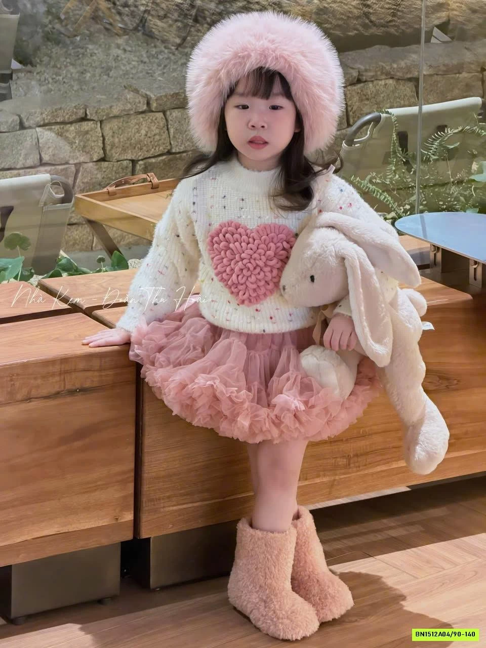 ÁO LEN LOANG MÀU THÊU TRÁI TIM