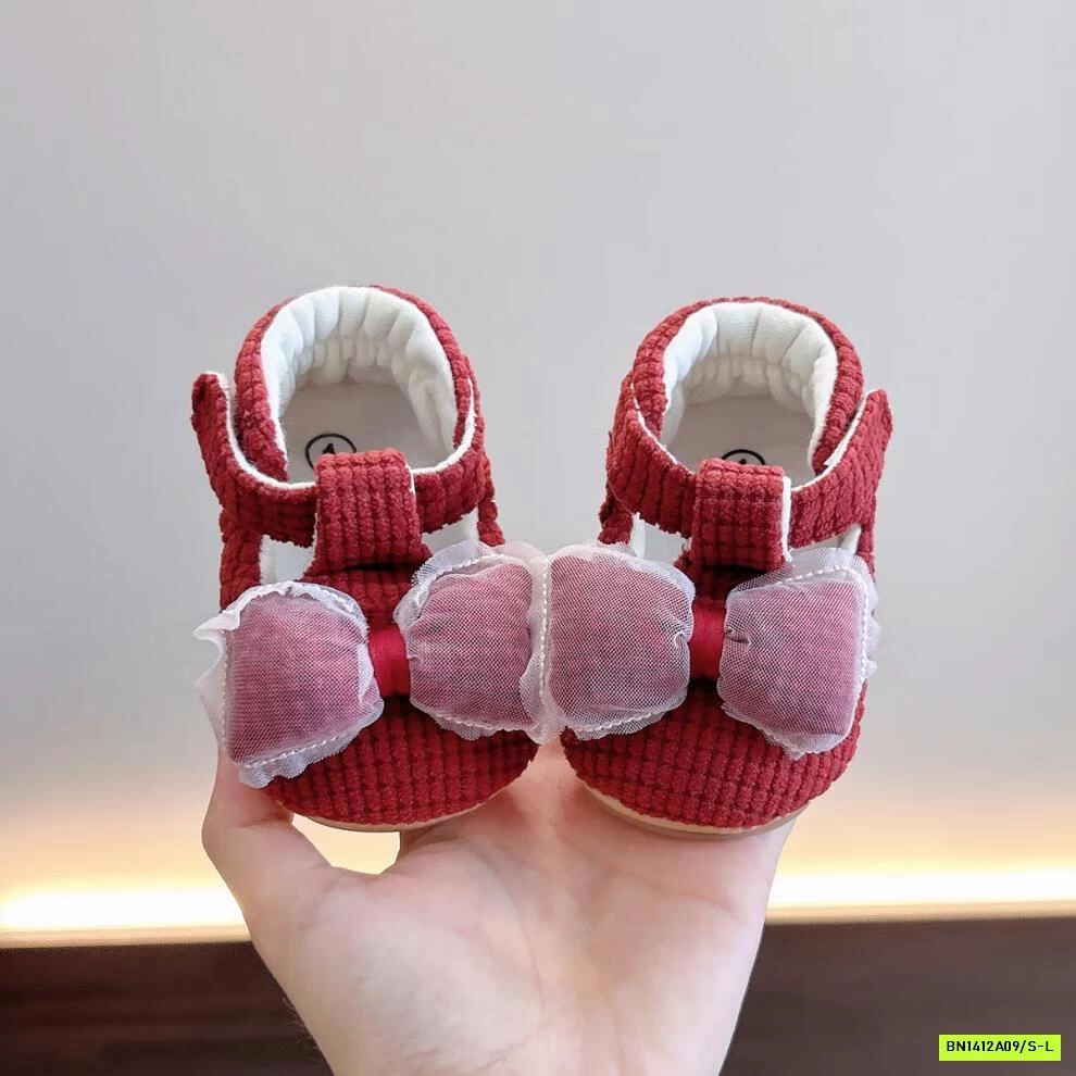 GIÀY TẬP ĐI NƠ TRẦN TRÁM DỄ THƯƠNG