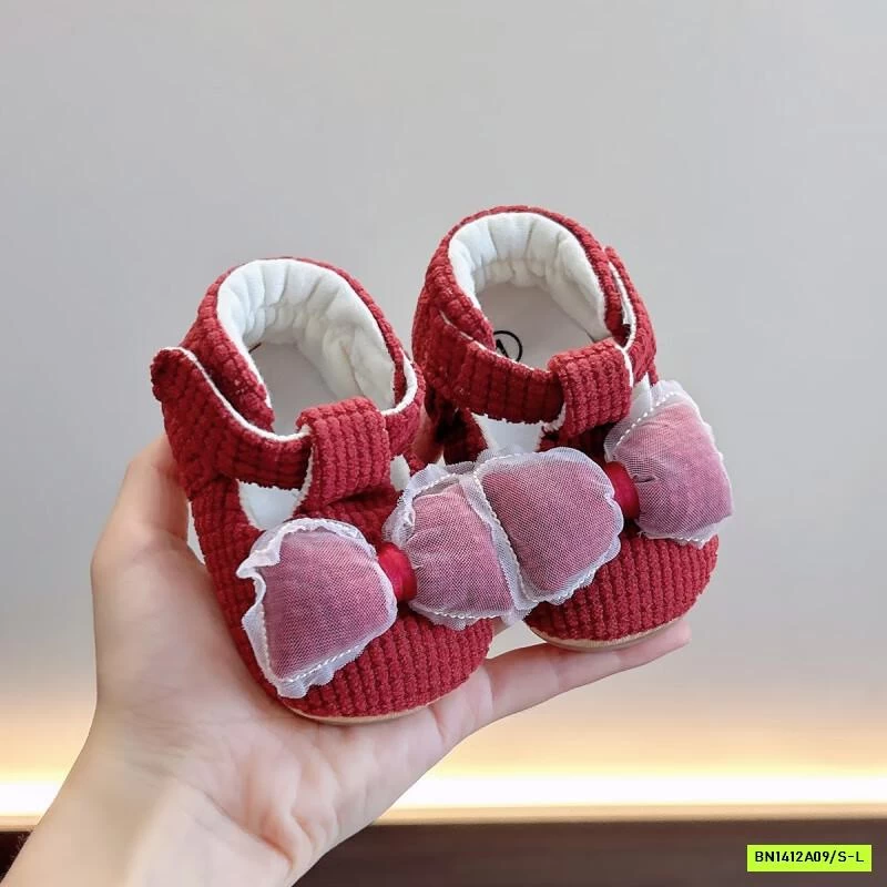 GIÀY TẬP ĐI NƠ TRẦN TRÁM DỄ THƯƠNG