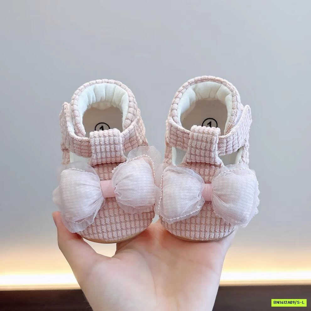 GIÀY TẬP ĐI NƠ TRẦN TRÁM DỄ THƯƠNG