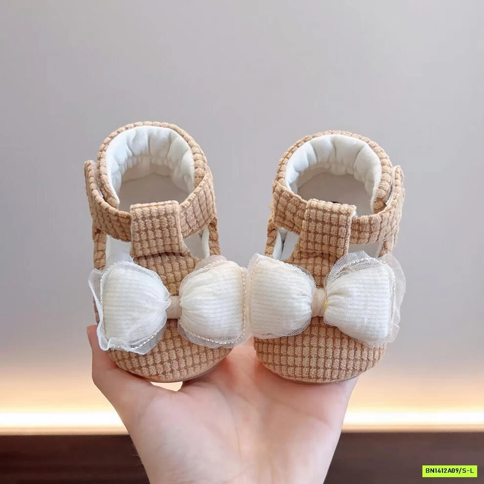 GIÀY TẬP ĐI NƠ TRẦN TRÁM DỄ THƯƠNG