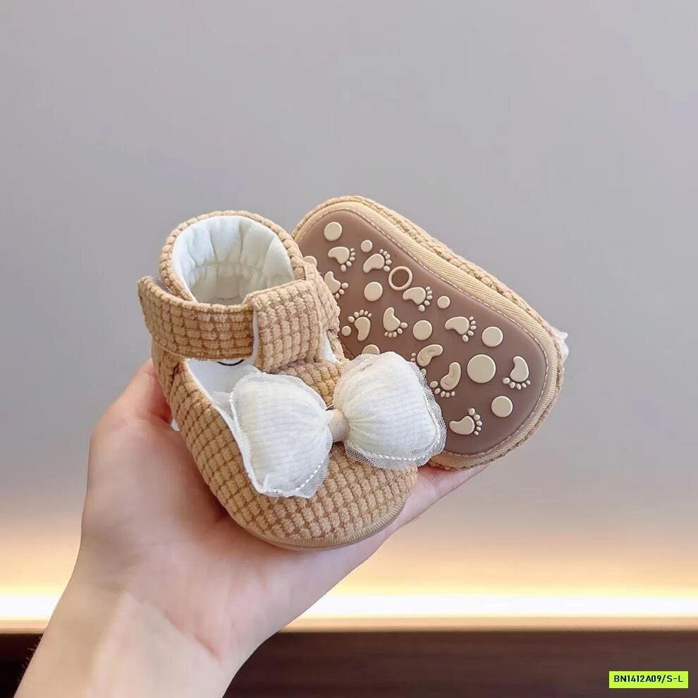 GIÀY TẬP ĐI NƠ TRẦN TRÁM DỄ THƯƠNG