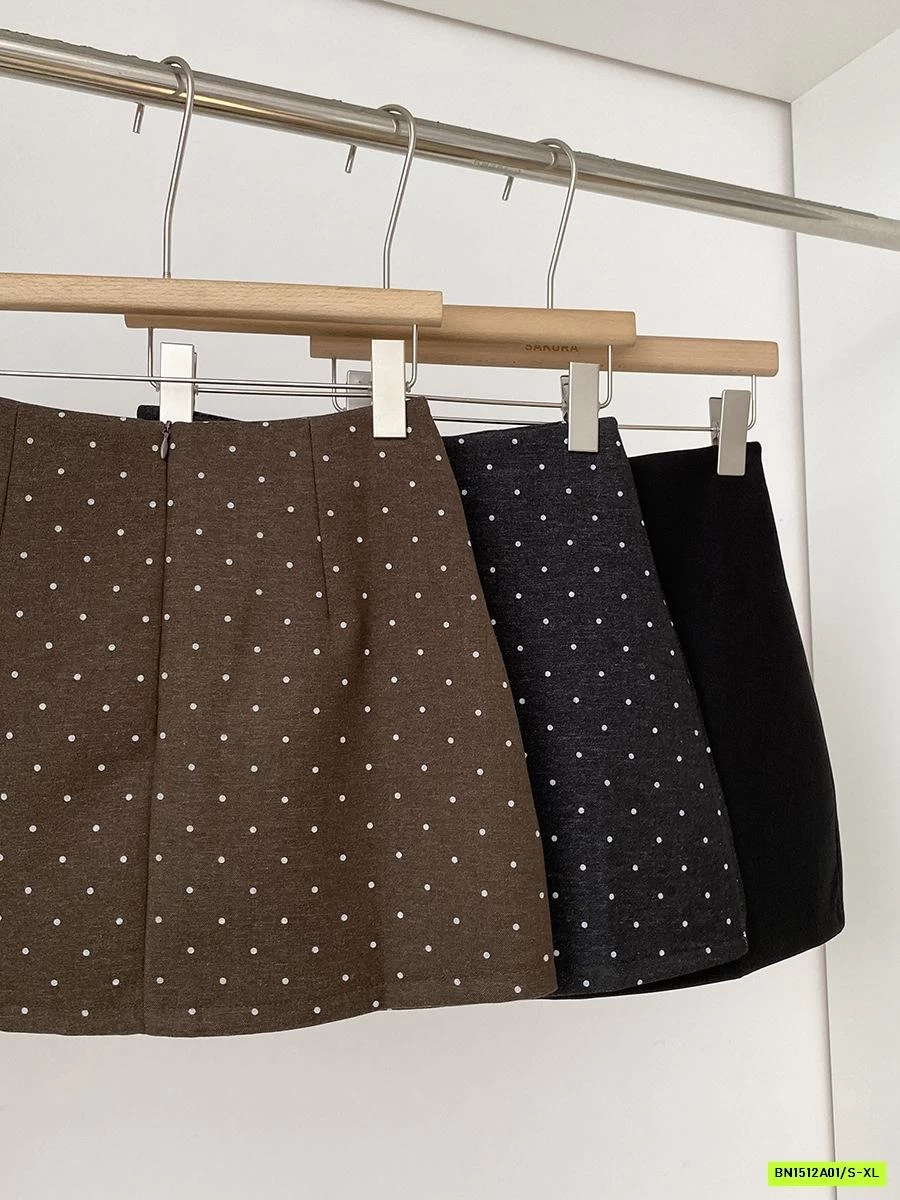 CHÂN VÁY CHỮ A CHẤM BI