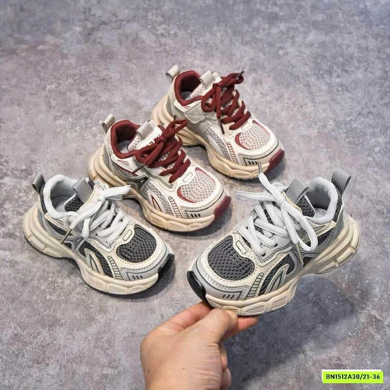 GIÀY SNEAKER PHỐI MÀU DÂY CÁ TÍNH