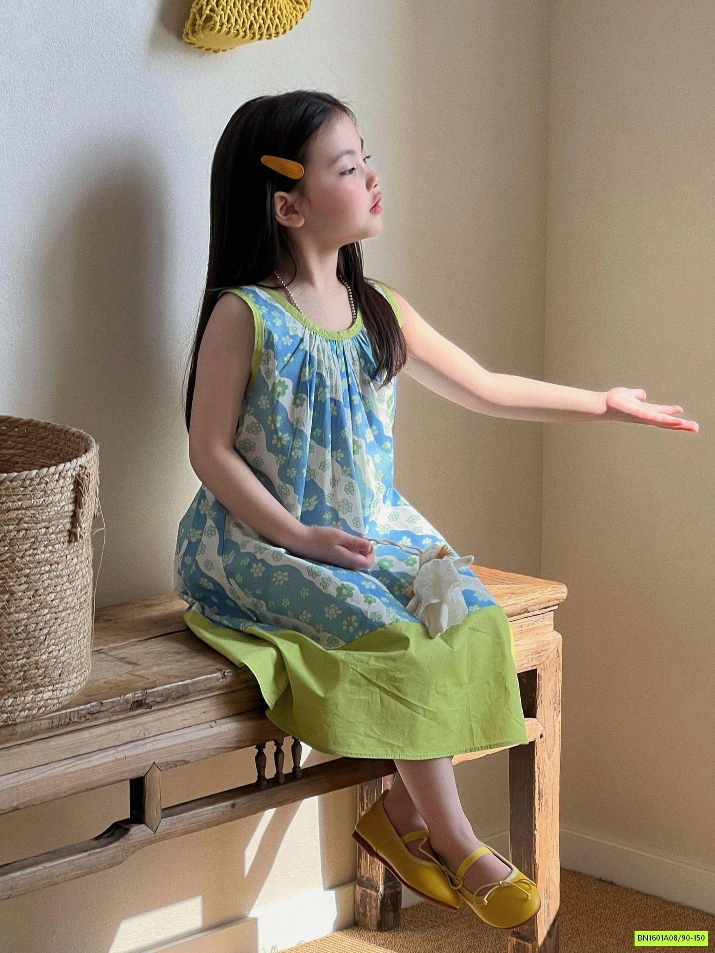 ĐẦM HOA NHÍ XANH PHỐI MÀU