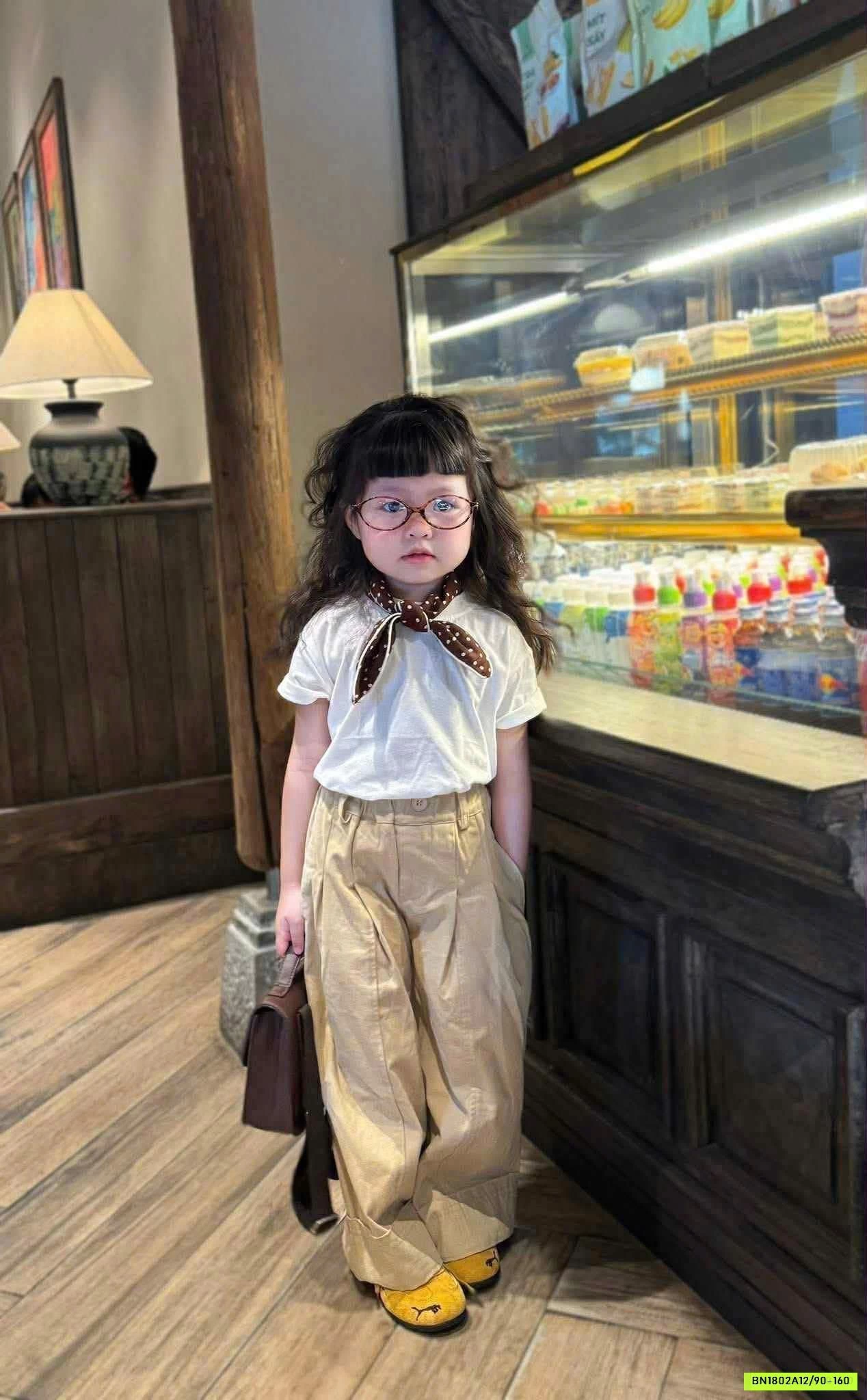 QUẦN SUÔNG GẤP GẤU GÂN TRƯỚC 24X024 AMBB