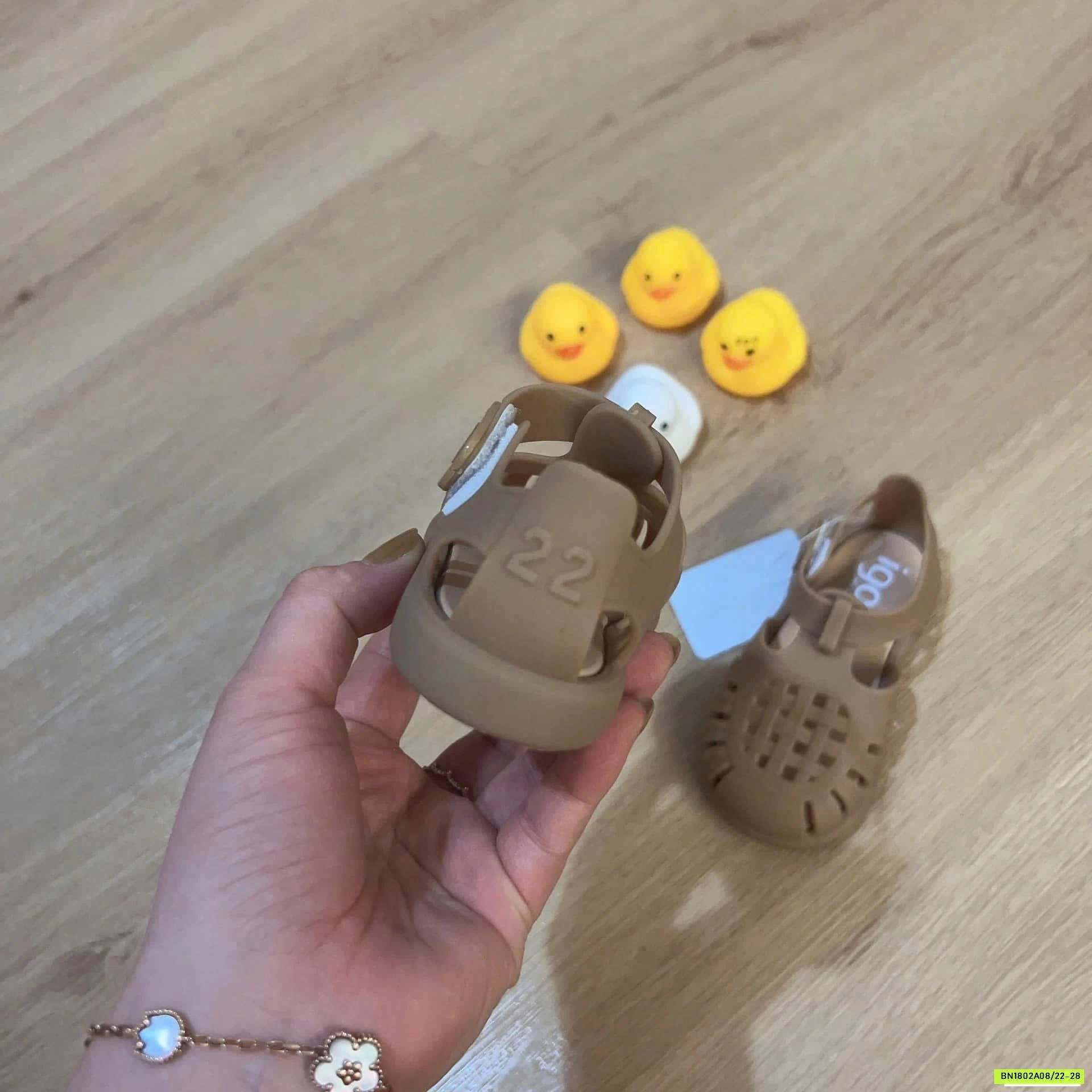 DÉP RỌ THƠM IGOR