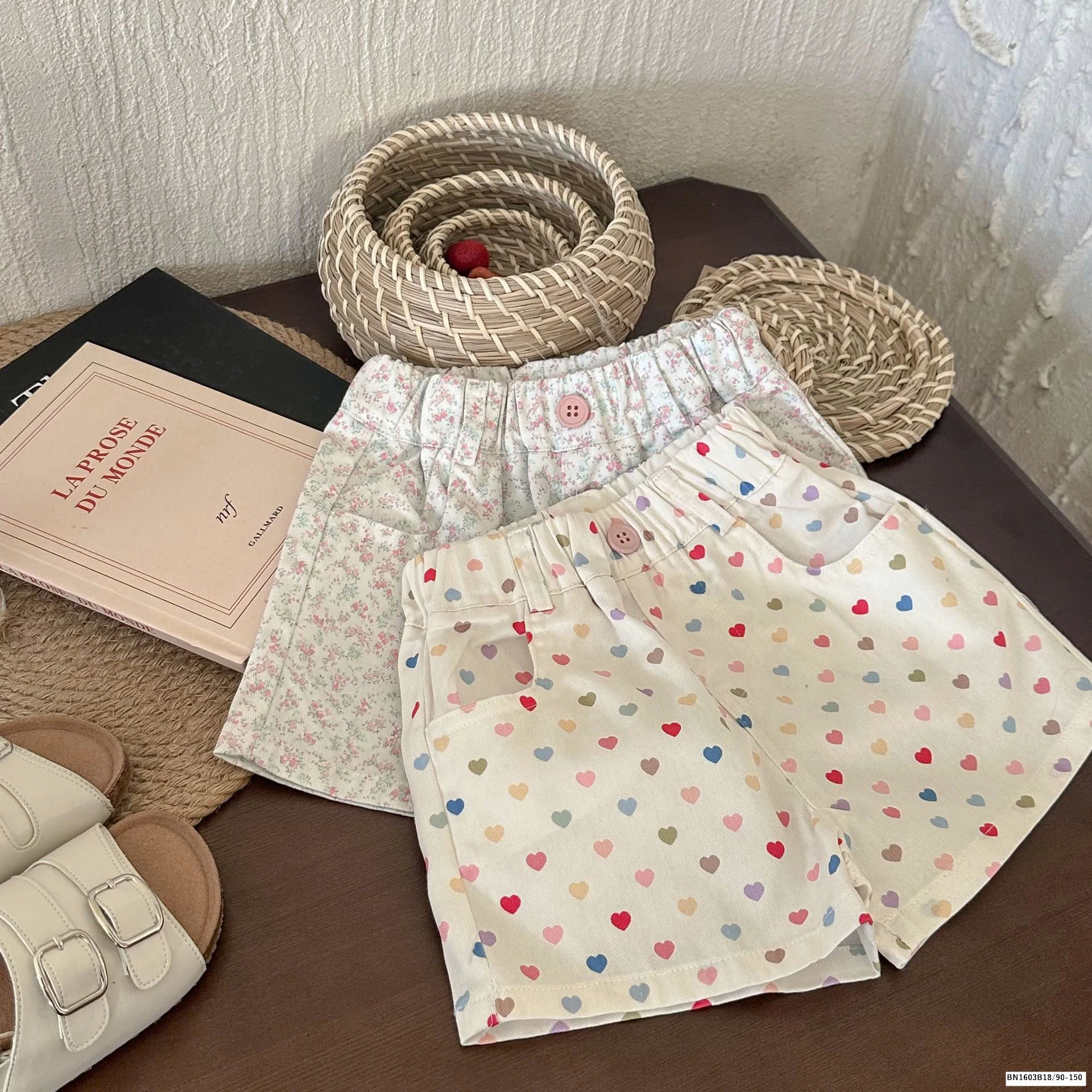 QUẦN SHORT BÉ GÁI