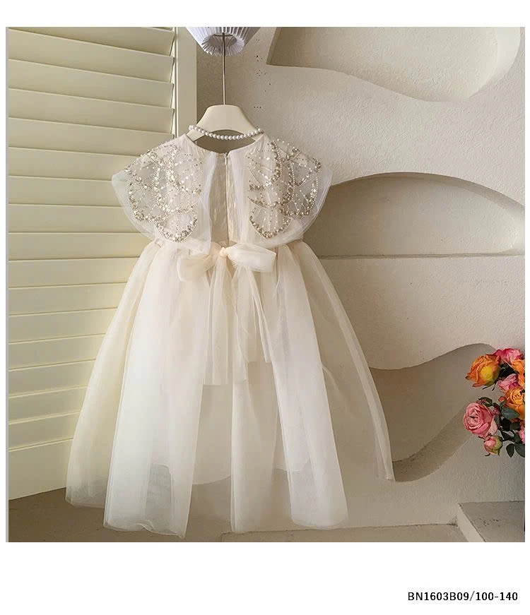 ĐẦM CÔNG CHÚA SÁCH PHỐI CHÂN VOÀN