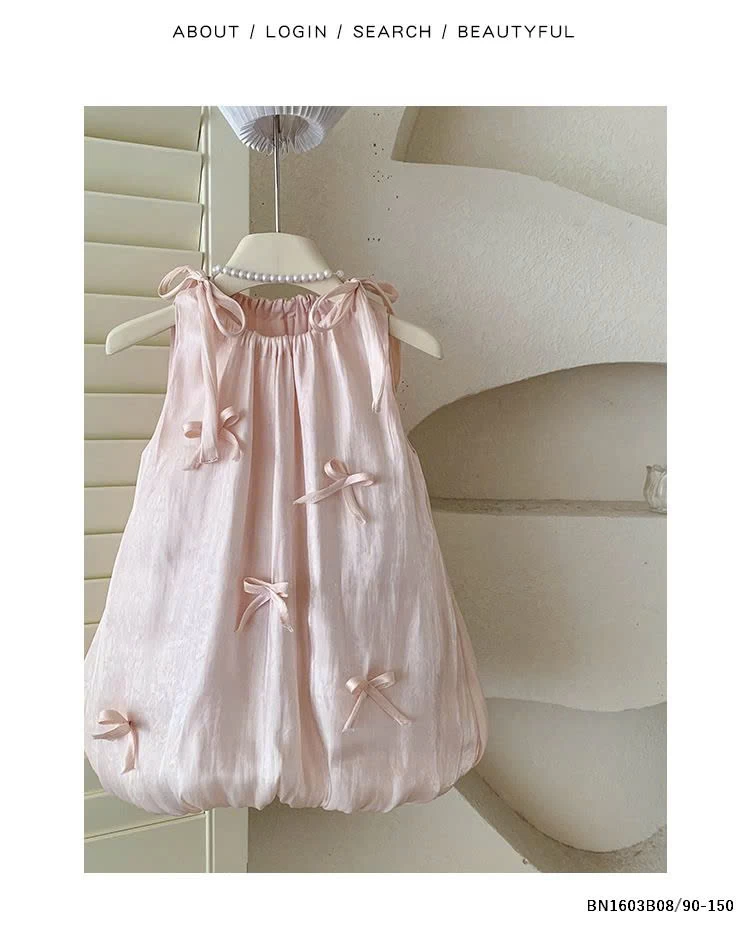 ĐẦM BÍ HỒNG NƠ BUỘC DÂY VAI