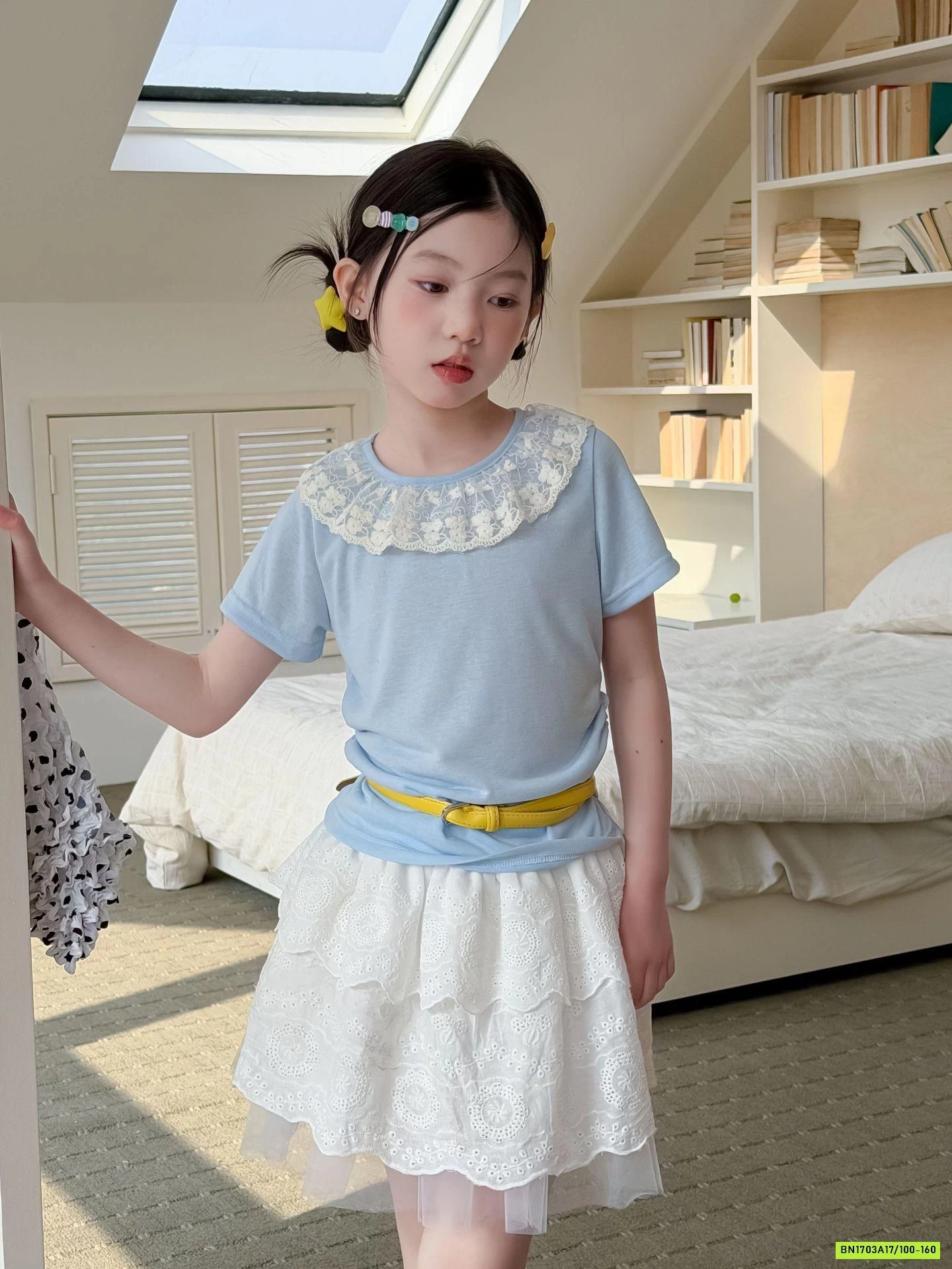 MONTGOGHI XANH MIX CV REN TRẮNG