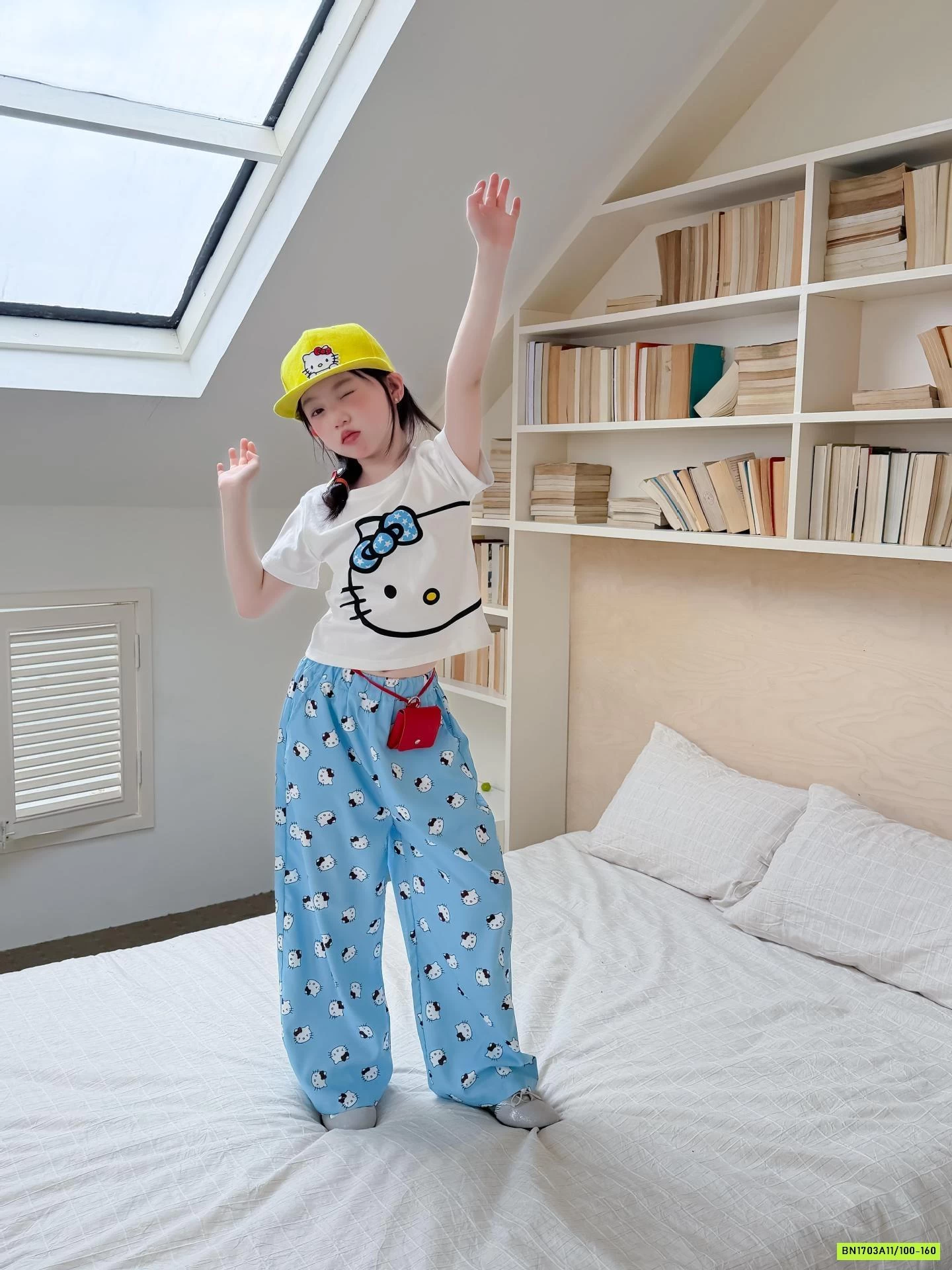 SÉT CROPTOP KITTY XANH