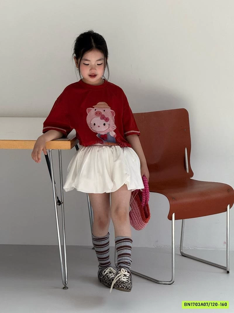 ÁO KITTY ĐỎ MIX QUẦN BÍ TRẮNG