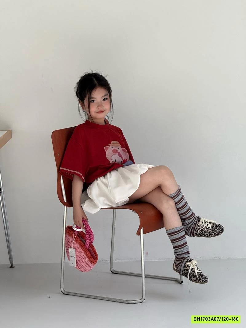 ÁO KITTY ĐỎ MIX QUẦN BÍ TRẮNG