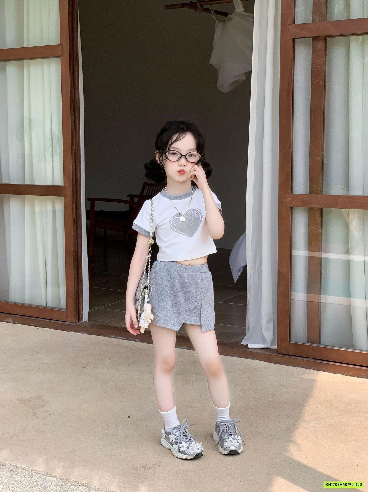 SÉT CROPTOP TRÁI TIM MIX CV XÁM