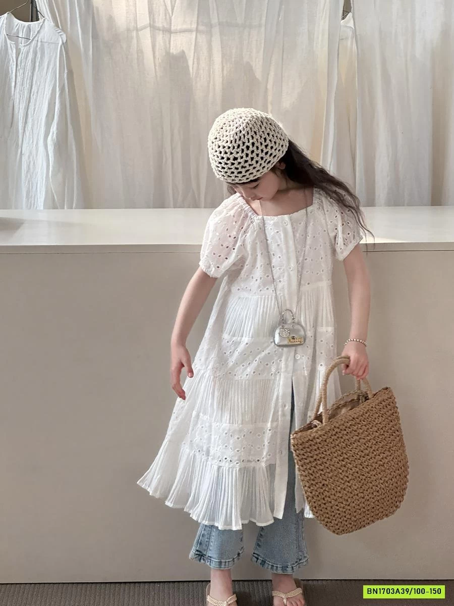 ĐẦM TRẮNG ĐUÔI CÁ NÀNG THƠ