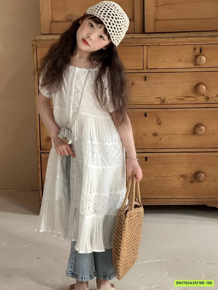 ĐẦM TRẮNG ĐUÔI CÁ NÀNG THƠ