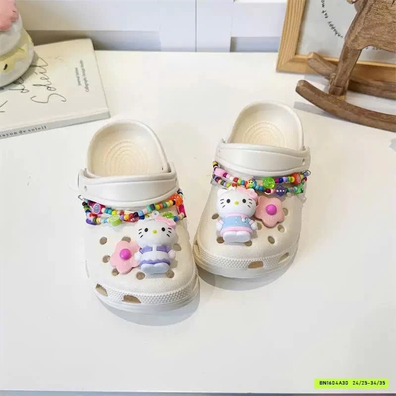DÉP SỤC CROCS CHO KITTY