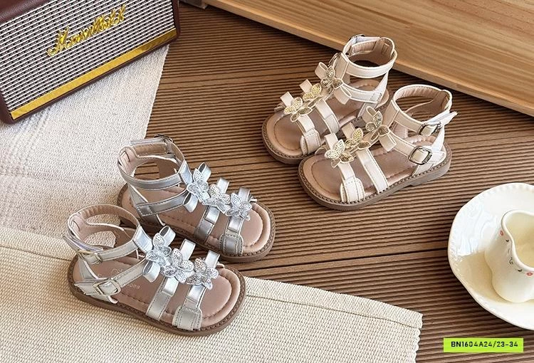 SANDAL CHIẾN BINH GẮN BƯỚM