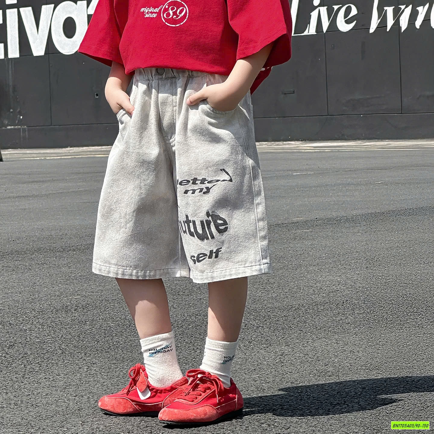 ÁO ĐỎ IN CHỮ MIX SHORT JEANS