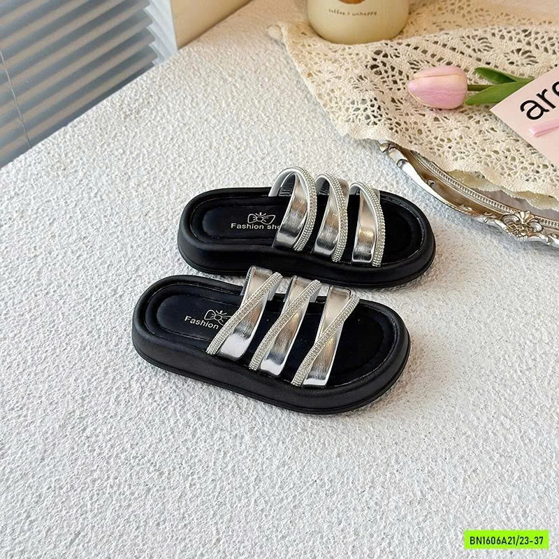 DÉP LÊ QUAI BẠC PHỐI ĐÁ