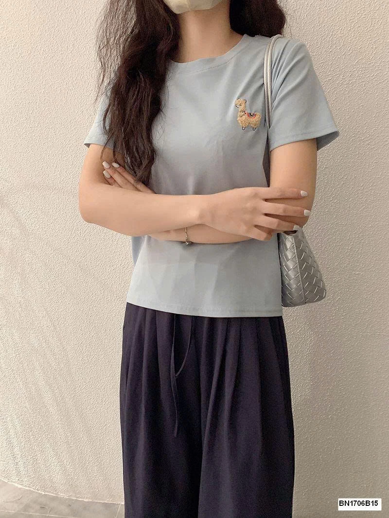 ÁO THUN LOGO CON CỪU