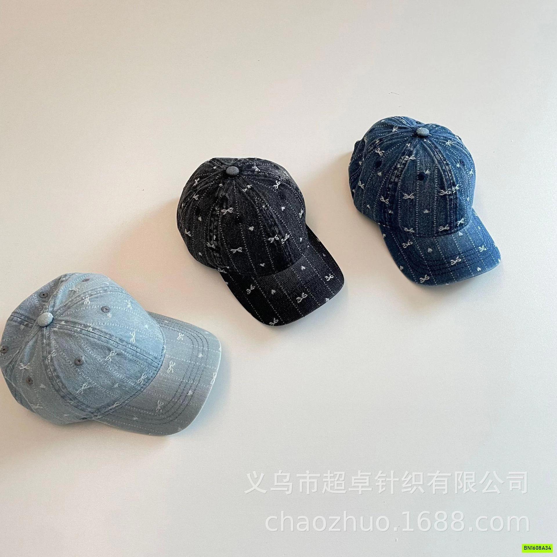 MŨ KẾT JEANS THÊU NƠ