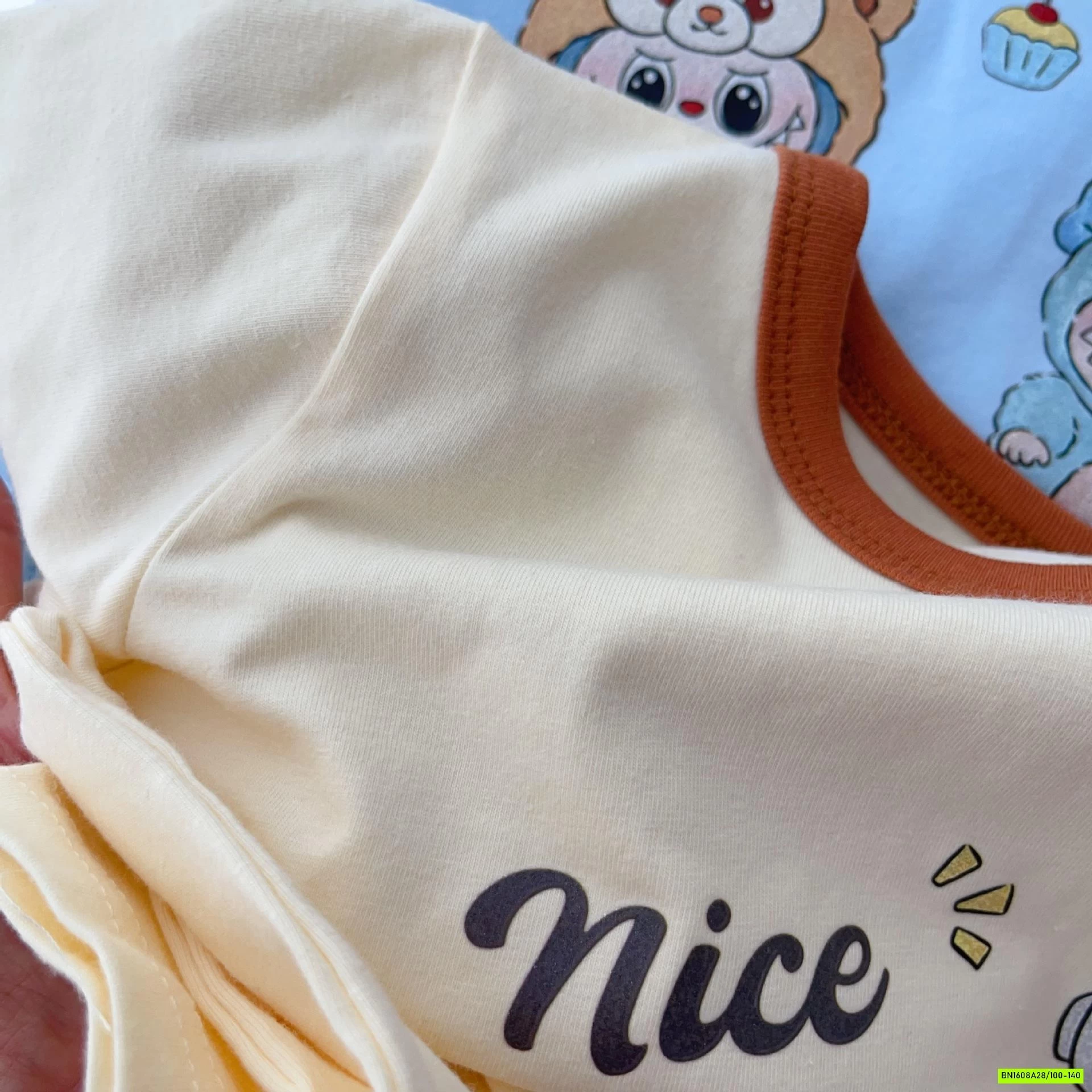 BỘ CỘC COTTON L.a.b.u.b.u QUẦN KẺ