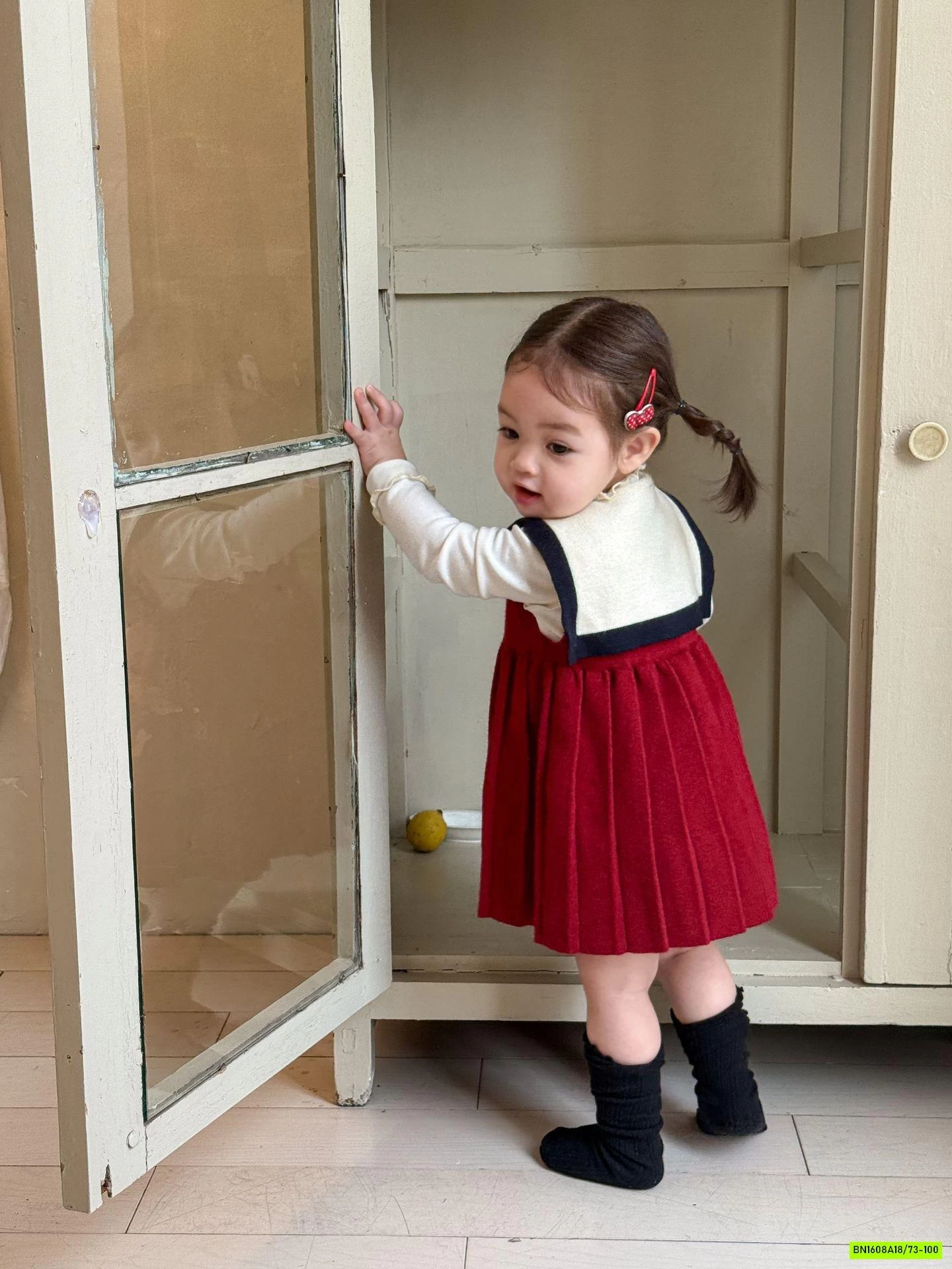 ĐẦM LEN ĐỎ K.itt.y CHÂN LY