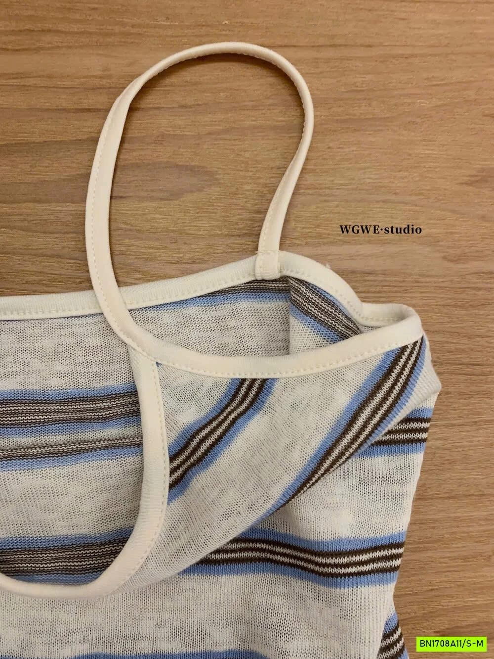 SÉT ÁO 2 DÂY + CARDIGAN KẺ WGWE6850