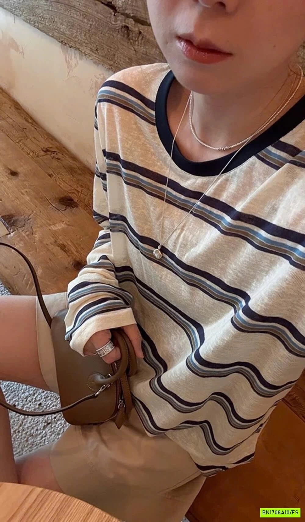 ÁO THUN GIẤY KẺ DÀI TAY WGWE6833