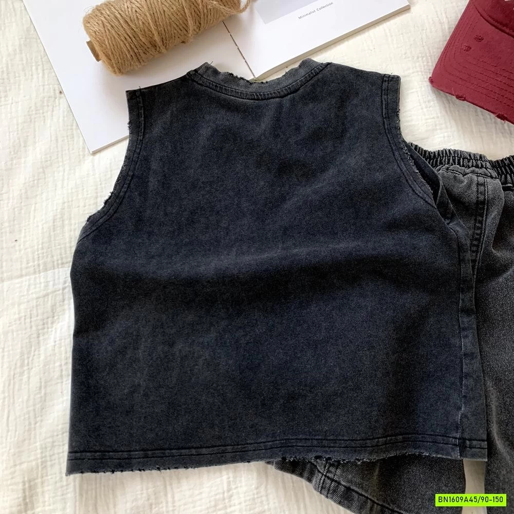 ÁO THUN ĐEN RÁCH MIX SHORT JEANS