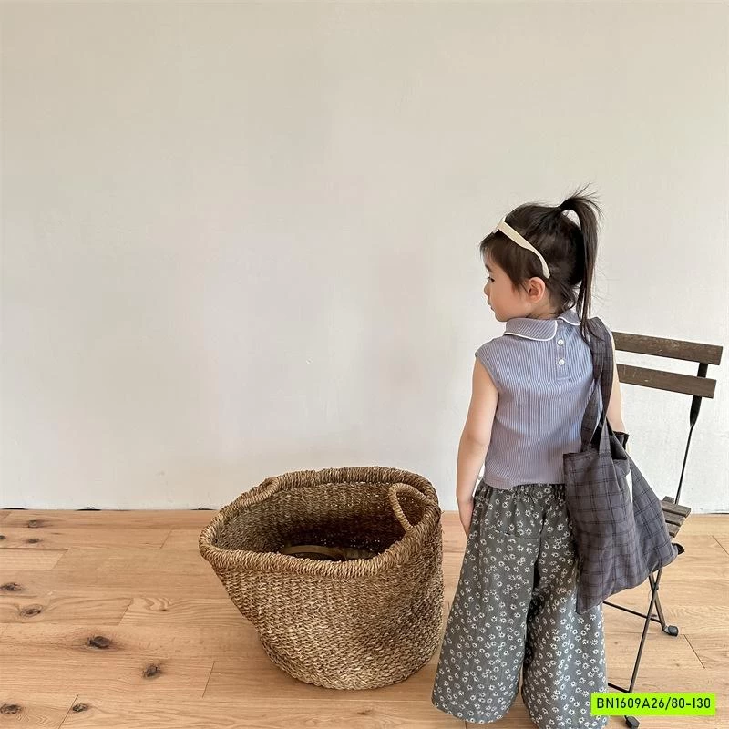 ÁO GÂN SÁT NÁCH CỔ SEN ADBABY