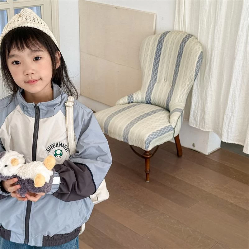 KHOÁC GIÓ PHỐI MÀU THÊU GẤU ADBABY