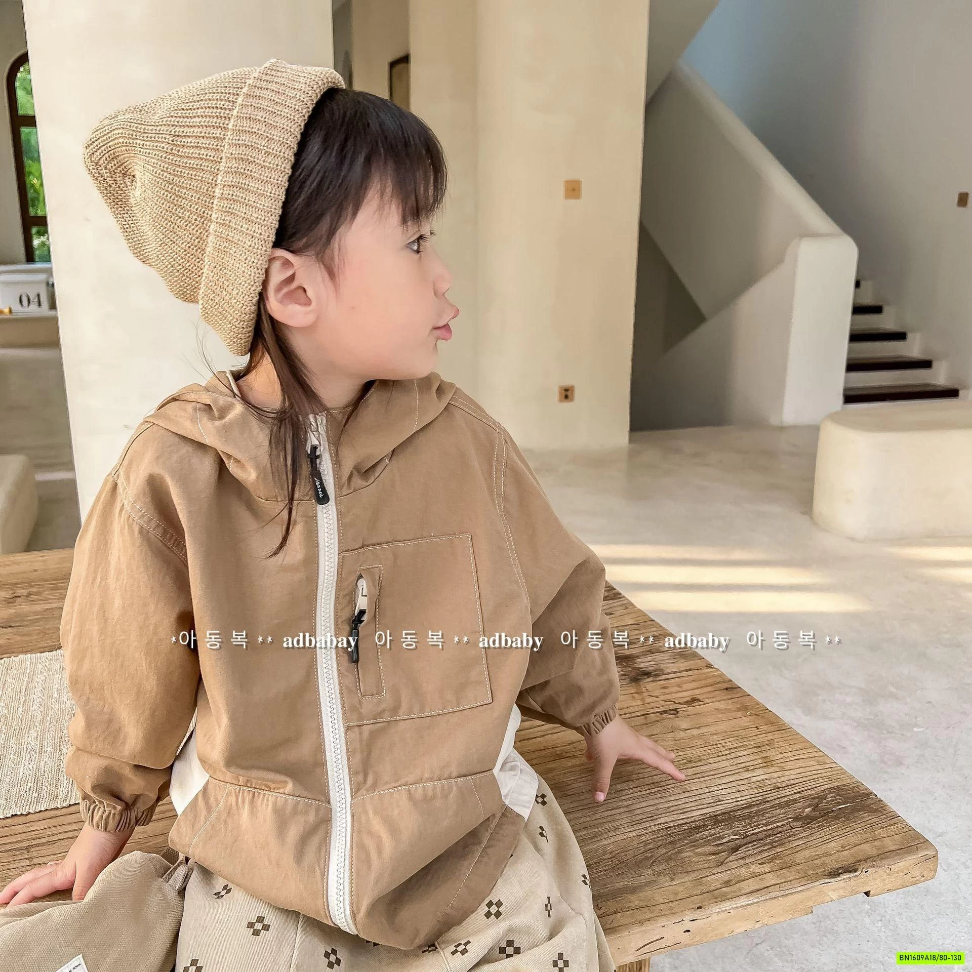 KHOÁC KAKI LIỀN MŨ ADBABY