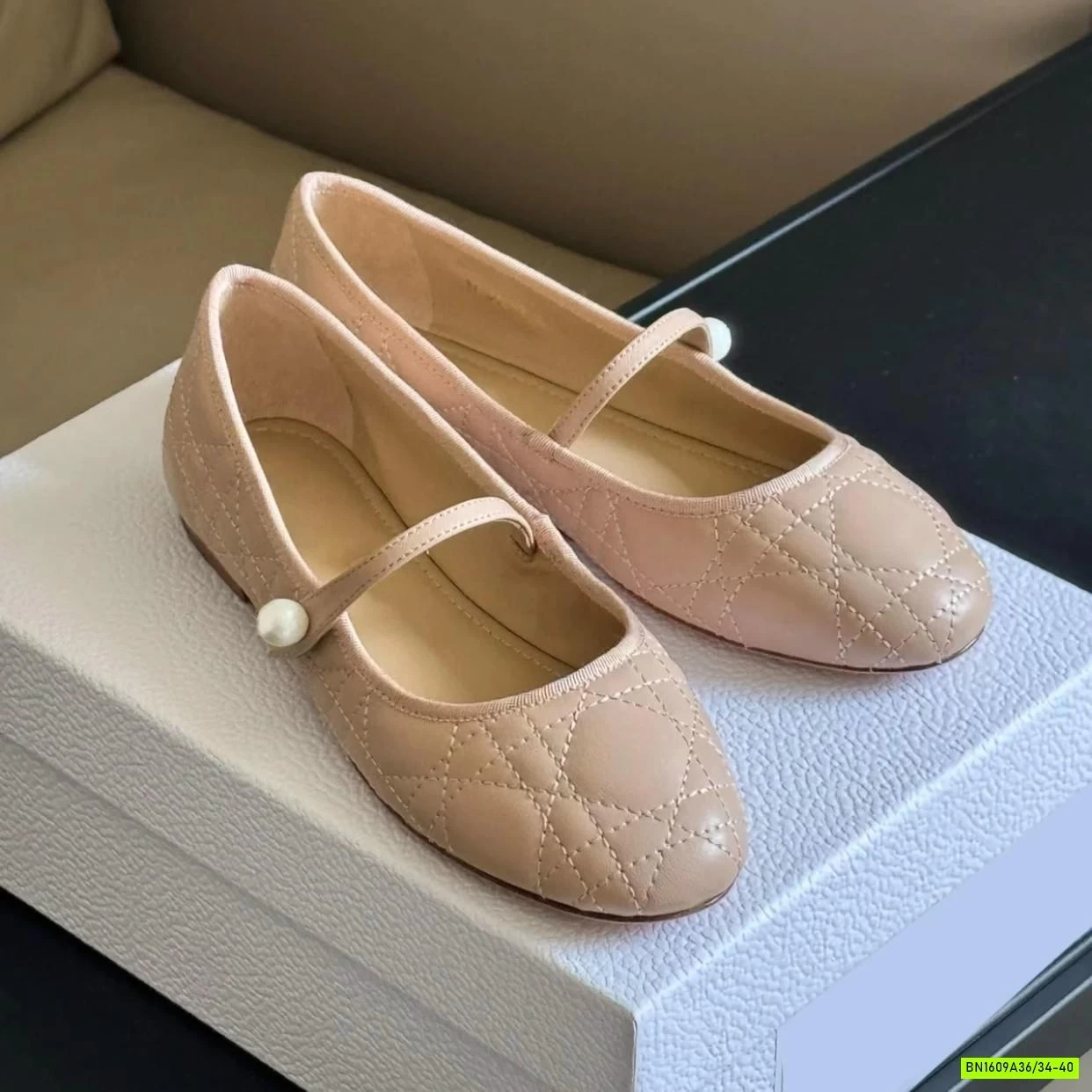 GIÀY BÚP BÊ TRẦN TRÁM