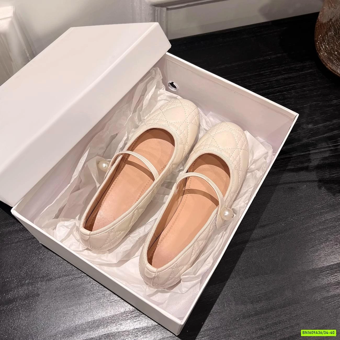 GIÀY BÚP BÊ TRẦN TRÁM