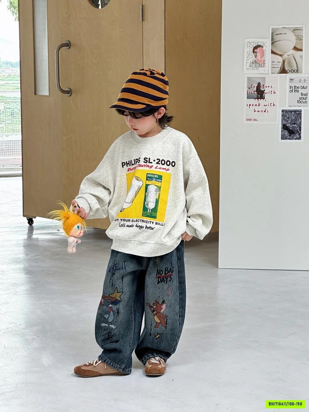 ÁO NỈ XÁM MIX JEANS HOẠT HÌNH