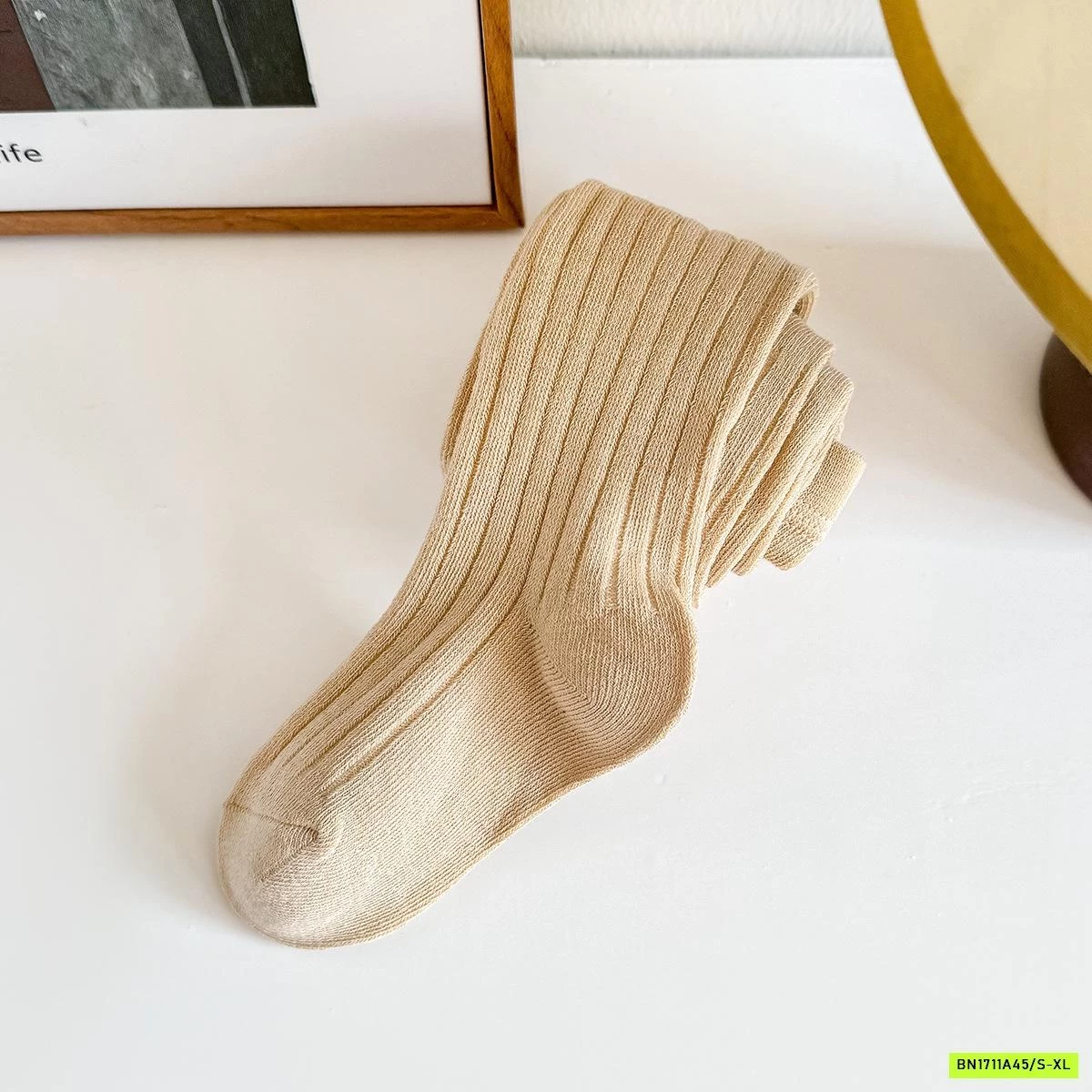 QUẦN TẤT MỎNG LIỀN BÀN BÉ GÁI